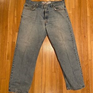 Mens Levi Strauss relaxed fit vintage jeans
